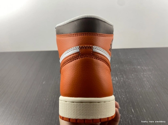 Cheap Husky OG Air High Jordan 1 DO9369-101 WMNS Starfish 0726